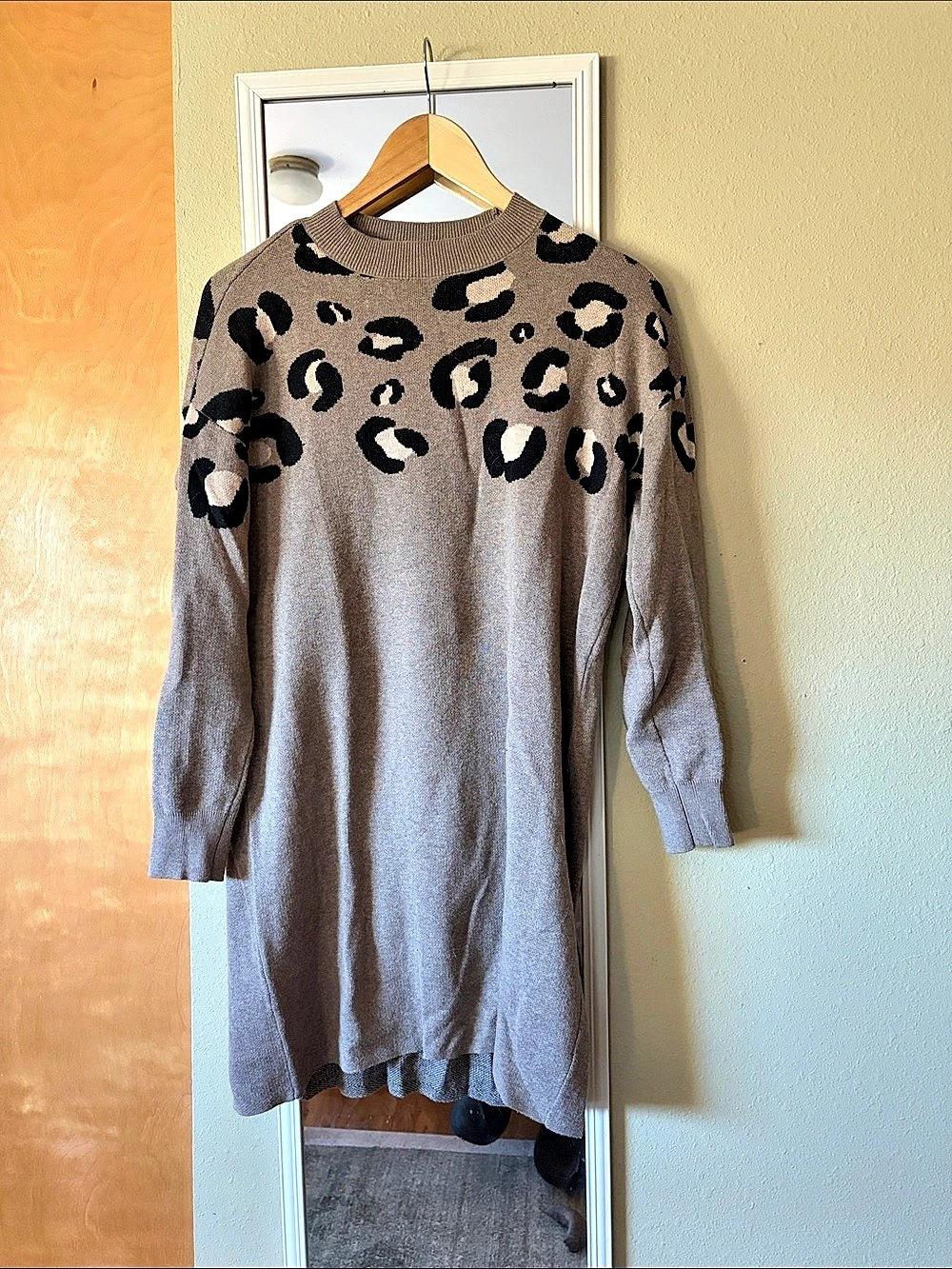 LOFT Leopard Print Long Sleeve Sweater Dress Size Small